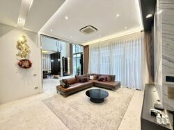 Upper Changi Road (D16), Detached #585662851